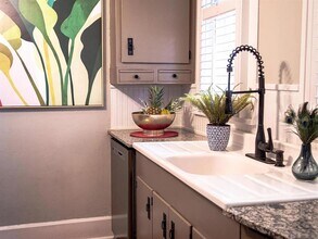 1013 22nd Ave N in St. Petersburg, FL - Building Photo - Building Photo