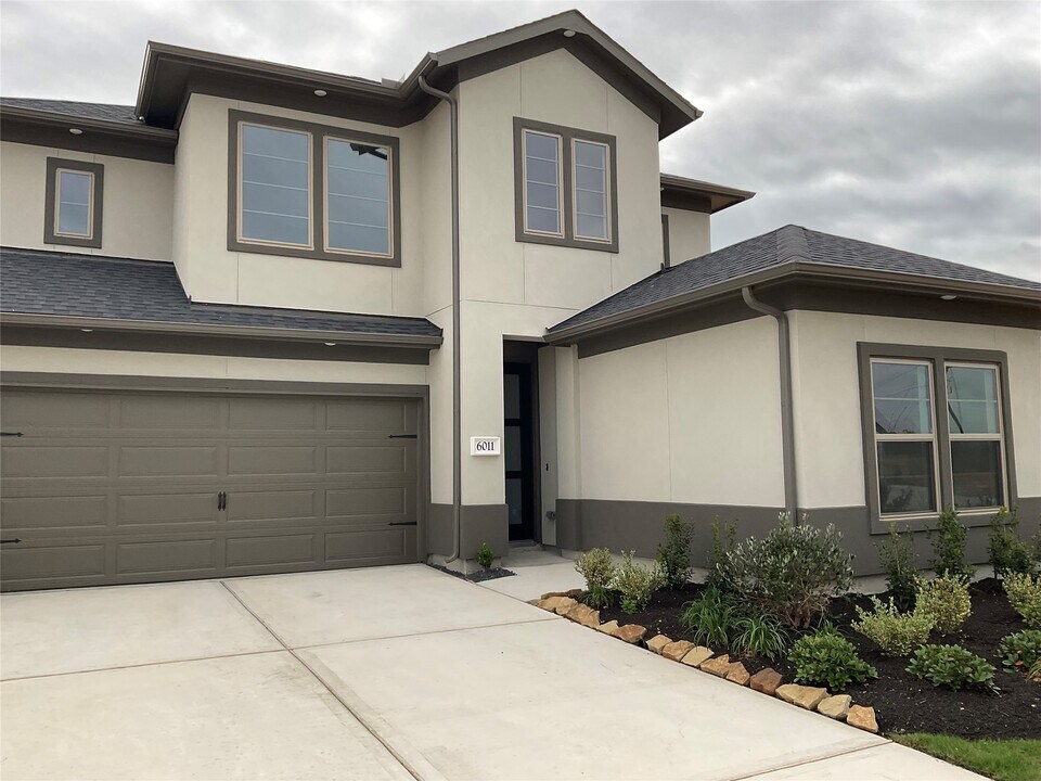 6011 Rolling Strm Ct in Fulshear, TX - Foto de edificio