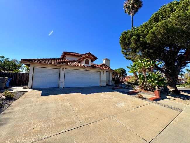 5248 Heatherwood Dr in Oceanside, CA - Building Photo - Building Photo