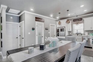 1018 Chase St in Denison, TX - Building Photo