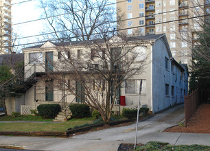 187 NE 13th St in Atlanta, GA - Foto de edificio - Building Photo