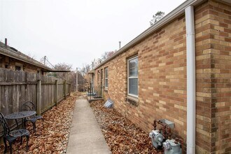 4931 Woodland Ave in Des Moines, IA - Foto de edificio - Building Photo