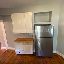 2527 Washington St NE in Minneapolis, MN - Building Photo - Building Photo