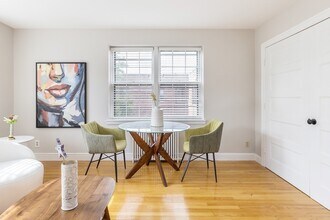 8 Kilsyth Terrace in Boston, MA - Building Photo - Building Photo