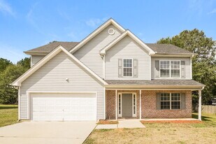 712 Tullamore Way in Hampton, GA - Building Photo
