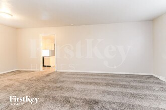 324 Hopkins Rd in Indianapolis, IN - Building Photo - Building Photo