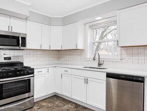 14341 Dobson Ave in Dolton, IL - Building Photo - Building Photo