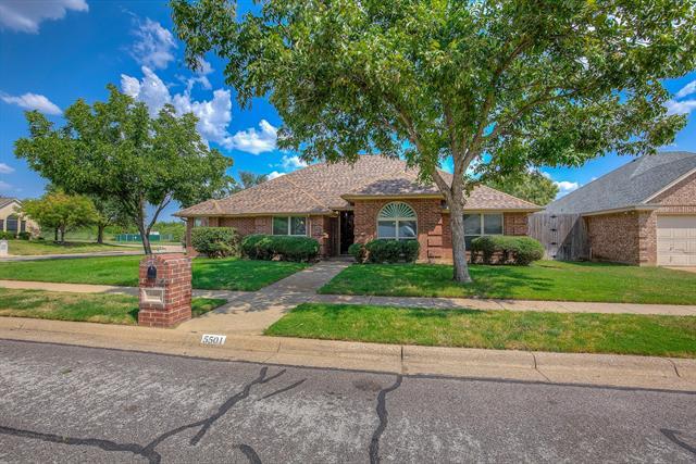 5501 Gateway Ln in Arlington, TX - Building Photo - Building Photo