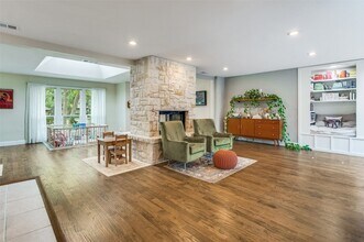 1602 Glen Valley Dr in Irving, TX - Building Photo - Building Photo