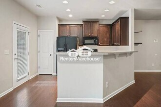 570 Oakside Pl in Acworth, GA - Building Photo - Building Photo