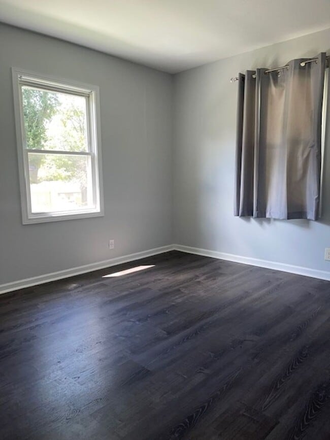 1025 Holland Ave in Charlotte, NC - Building Photo - Building Photo