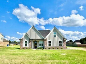 5295 Aylesbury Ln in Olive Branch, MS - Building Photo