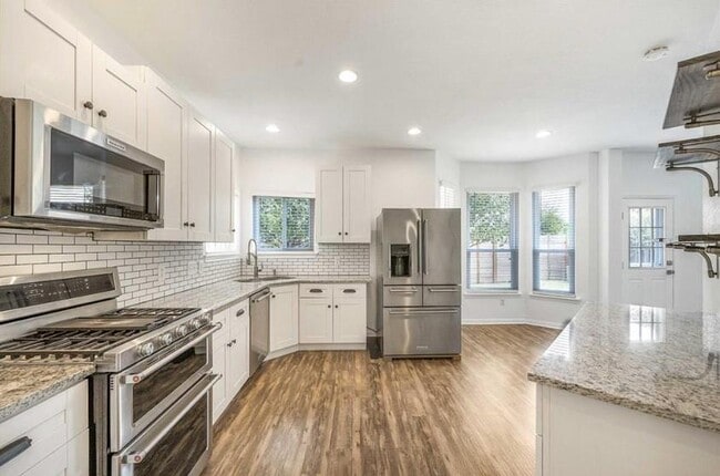 property at 2507 Eastwood Ln