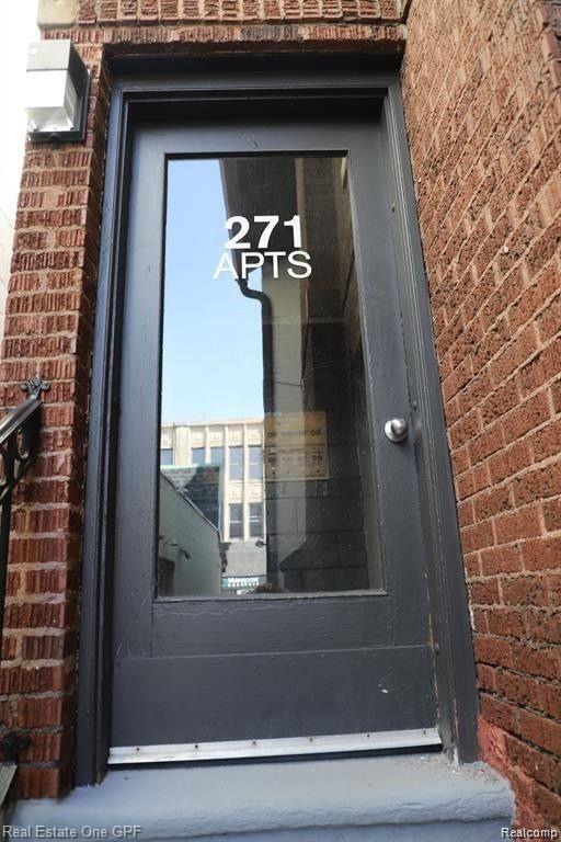 271 W Maple Rd in Birmingham, MI - Building Photo - Building Photo