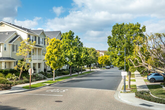 501 Silk Tree in Irvine, CA - Building Photo - Building Photo