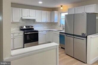 857 Street Rd in Southampton, PA - Building Photo - Building Photo