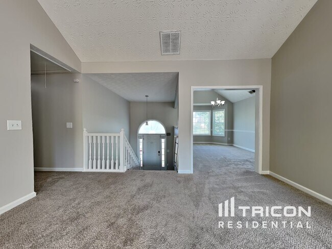 7684 Pond View Ln in Lithonia, GA - Building Photo - Building Photo
