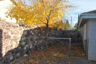 321 Arisano Dr in El Paso, TX - Building Photo - Building Photo