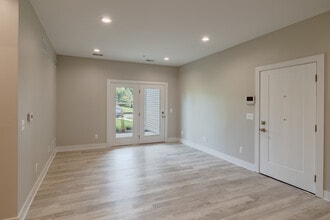 Northridge Meadow Apartments in Northville, MI - Foto de edificio - Interior Photo