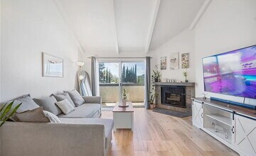 20253 Keswick St in Los Angeles, CA - Building Photo - Building Photo