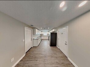 6949 Magdelena Dr in Jacksonville, FL - Building Photo - Building Photo