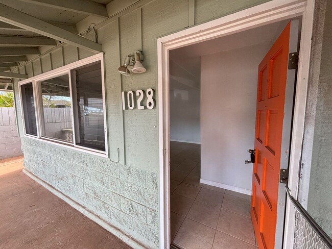 1028 Hooli Pl in Pearl City, HI - Building Photo - Building Photo