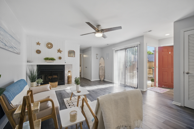 property at 433 Marsh Duck Way