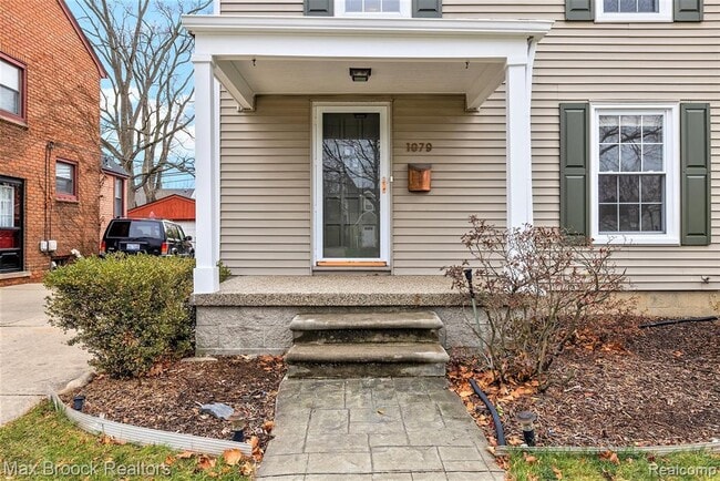 1079 Larkmoor Blvd in Berkley, MI - Building Photo - Building Photo