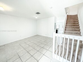 15065 SW 115th St in Miami, FL - Building Photo - Building Photo