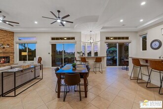 88 Vía Las Flores in Rancho Mirage, CA - Building Photo - Building Photo