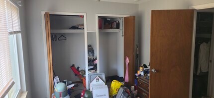 33990 Edna St in Farmington Hills, MI - Foto de edificio - Building Photo