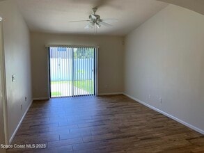 1070 Luminary Cir in Melbourne, FL - Building Photo - Building Photo