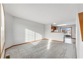 7354 147th Ln NW in Ramsey, MN - Foto de edificio - Building Photo