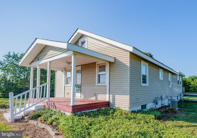 162 Mill Rd in Elmer, NJ - Building Photo - Building Photo