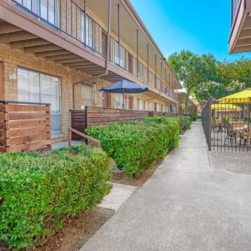 property at 104 S 11th St