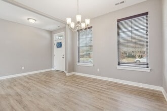 2521 Dominion Ave in Norfolk, VA - Building Photo - Building Photo