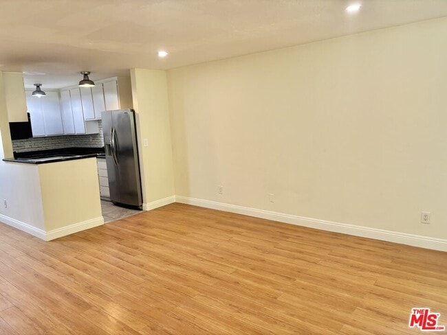 6526 Ocean Crest Dr in Rancho Palos Verdes, CA - Building Photo - Building Photo