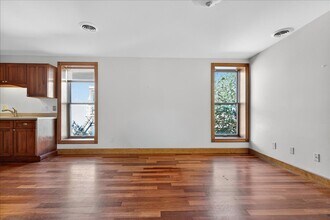 432 Broadway in Saratoga Springs, NY - Building Photo - Building Photo