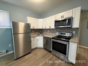 6024 Christian St in Philadelphia, PA - Building Photo - Building Photo