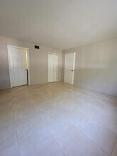 104 Palm Beach Trace Dr in Royal Palm Beach, FL - Building Photo - Building Photo