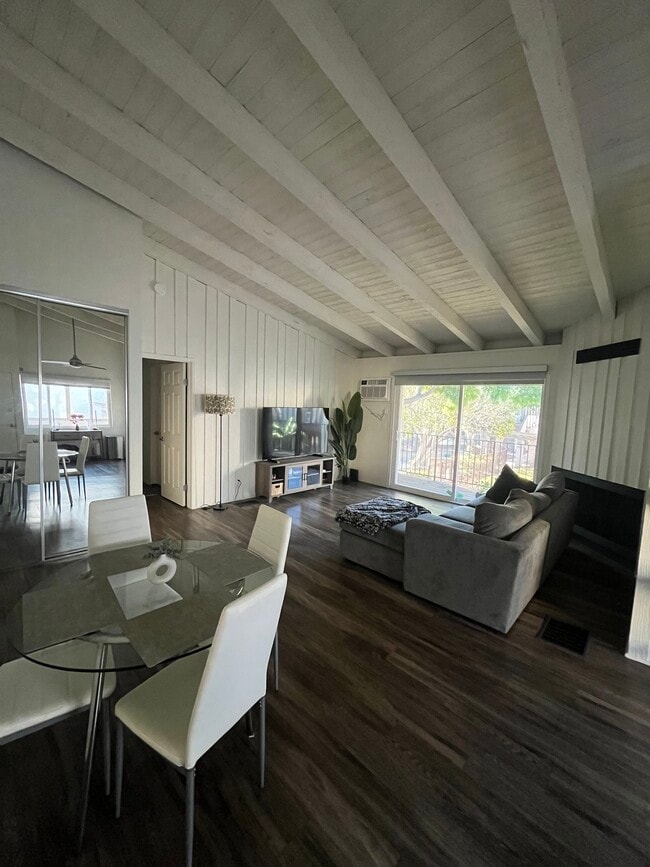 463 Fair Dr in Costa Mesa, CA - Building Photo - Building Photo