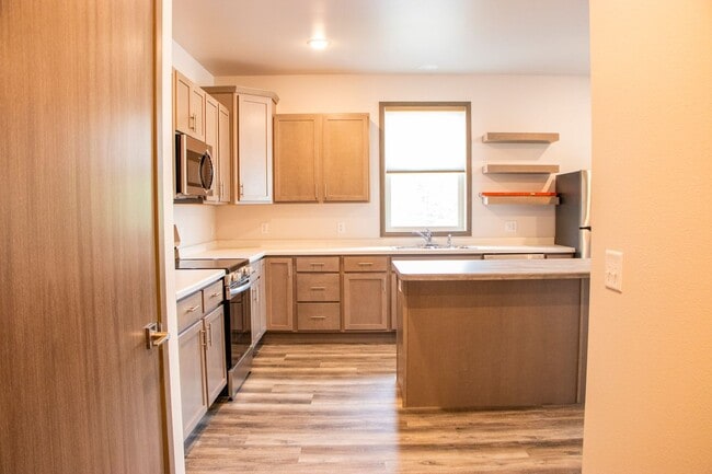 property at 2460 Golf Rd
