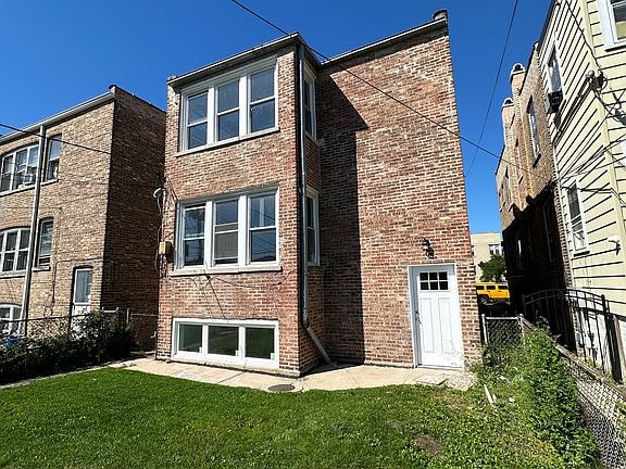 1823 Oak Park Ave in Berwyn, IL - Foto de edificio - Building Photo