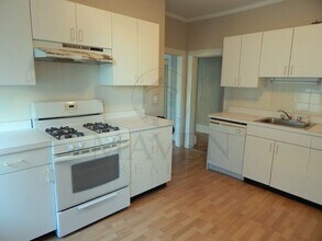 15 Farragut Ave-Unit -1 in Somerville, MA - Building Photo - Building Photo