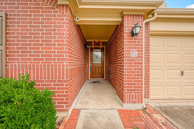 18703 Cinnamon Ash Ct in Cypress, TX - Building Photo - Building Photo