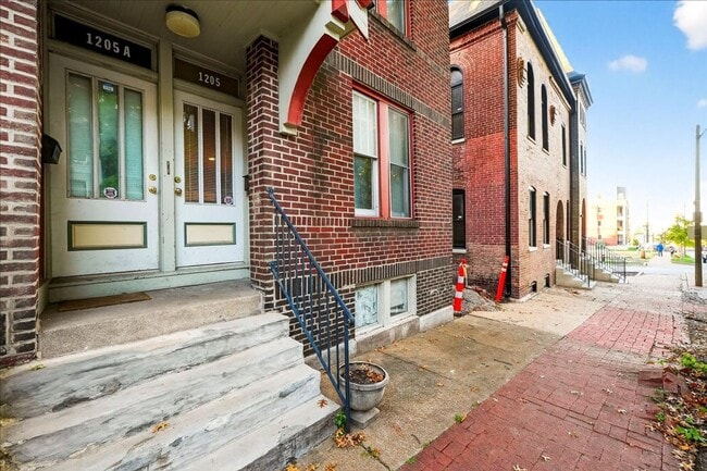 1205 MacKay Pl in St. Louis, MO - Building Photo - Building Photo