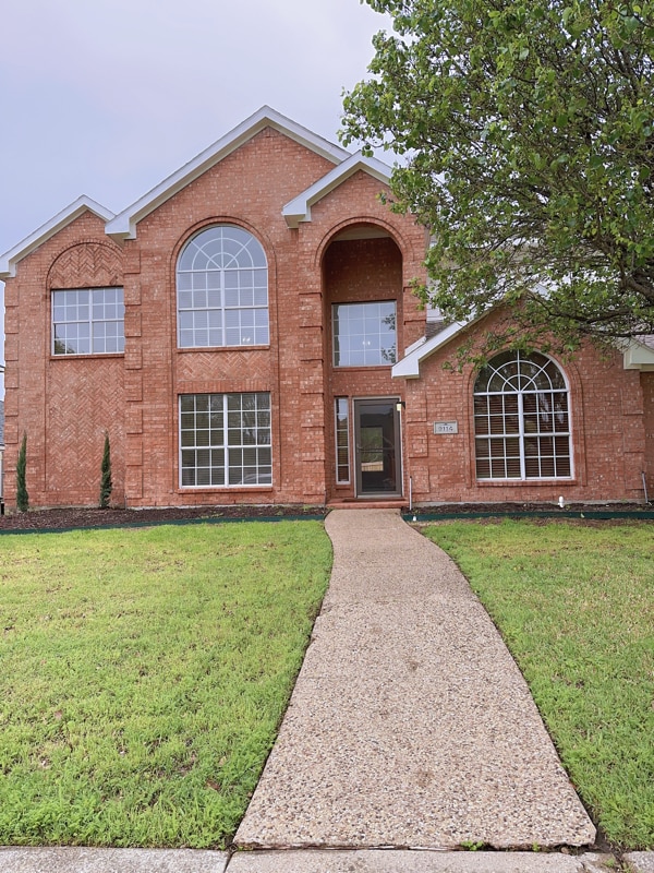 property at 9114 Woodlake Dr