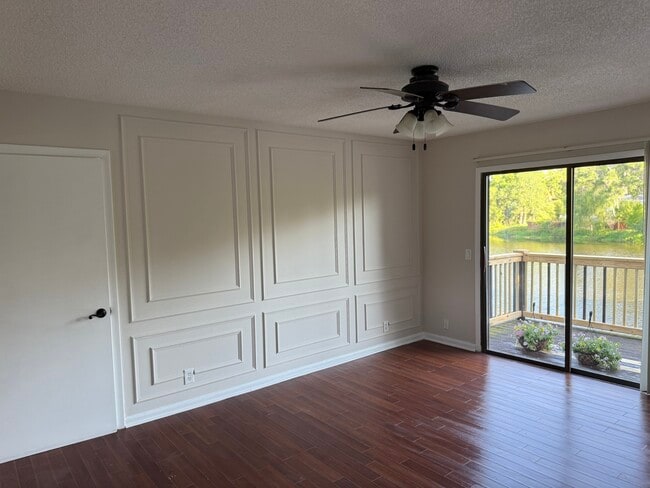 property at 5520 Stanford Rd