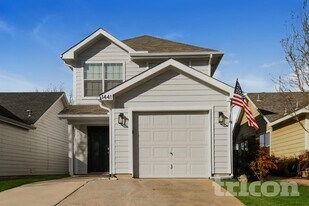 1441 Pine Ln in Fort Worth, TX - Building Photo