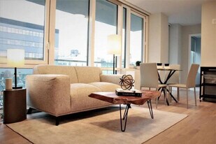 232 7th Ave in New York, NY - Building Photo